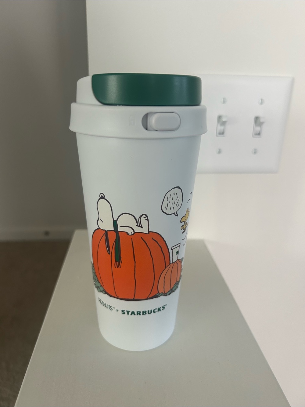 Starbucks snoopy collab